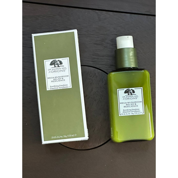 Origins weil Mega Mushroom Relief & Resilience Fortifying Emulsion 3.4 oz./100 m - Picture 2 of 6
